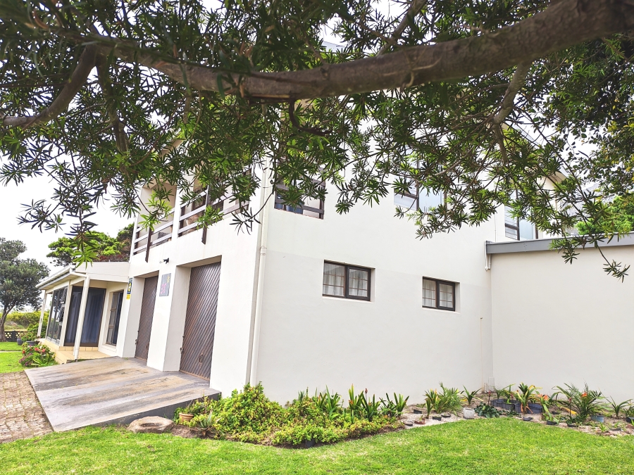 3 Bedroom Property for Sale in Palmiet Western Cape